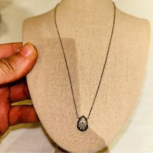 Pear drop diamond necklace